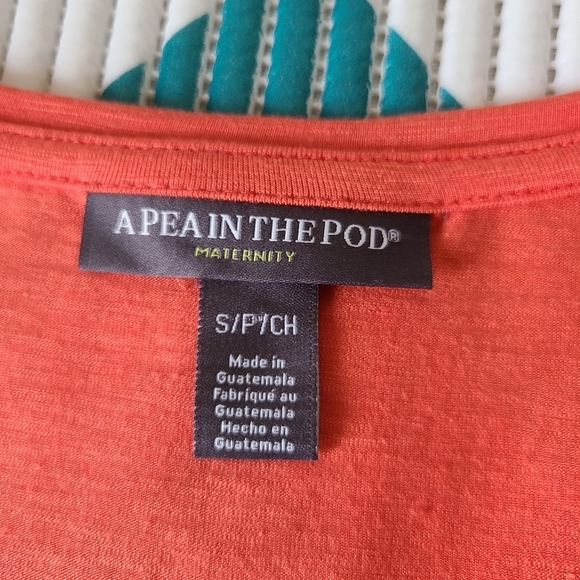 A Pea in the Pod orange maternity v-neck ruched shirt,sz S (PTP 17.5) - Picture 3 of 5
